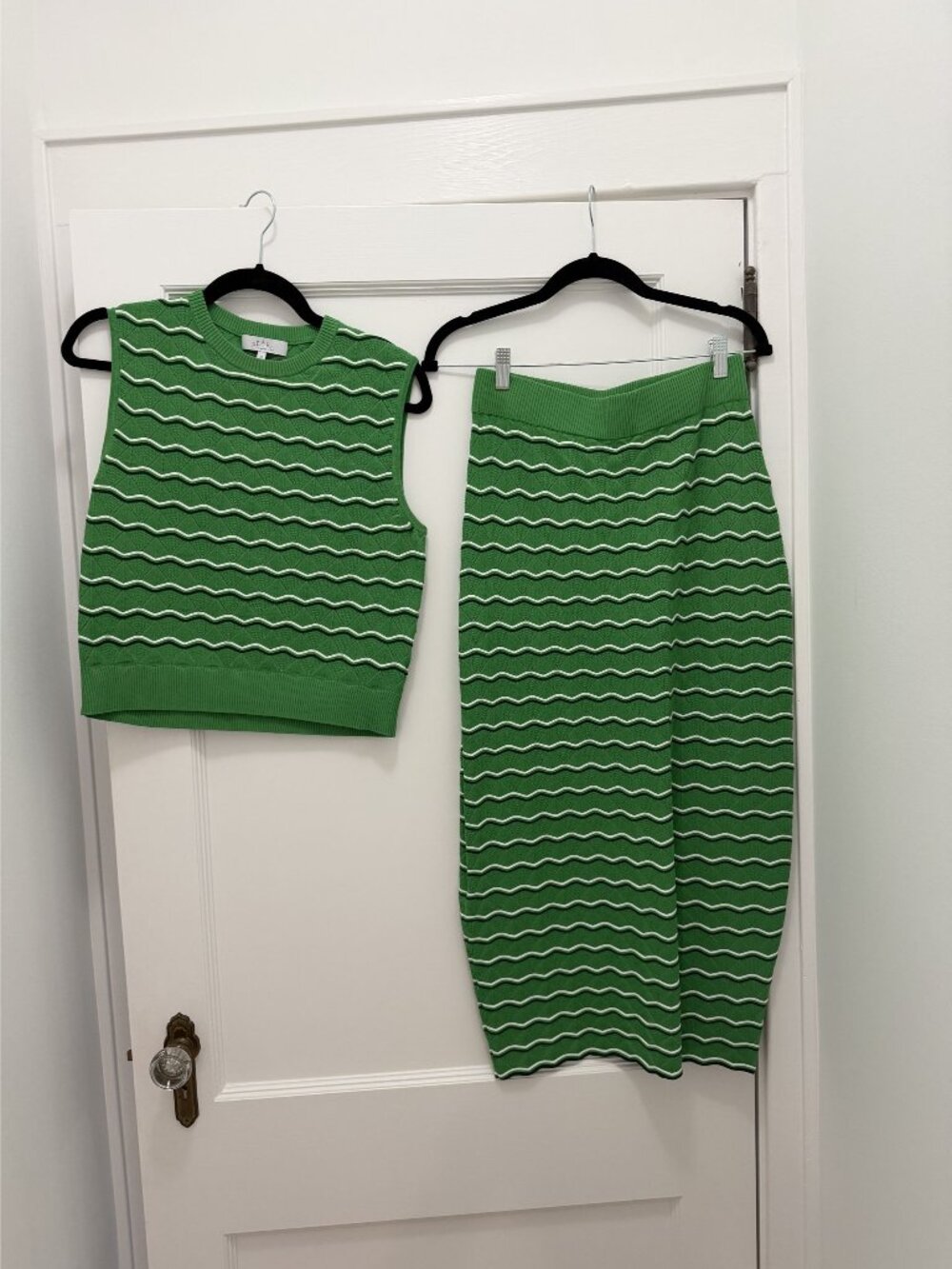 Pearl By Lela Rose Green Wave Knit Tank And Midi Skirt Set Size M